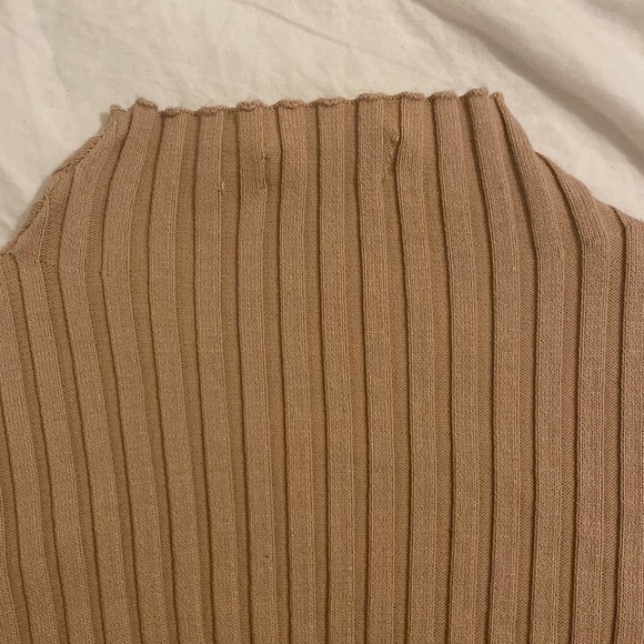 Forever 21 womens size medium ribbed turtleneck - Picture 2 of 3